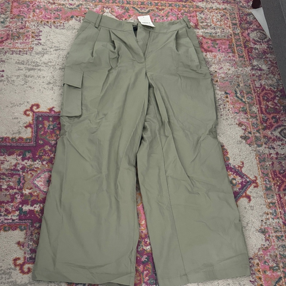 Women's Olive Cargo Trousers